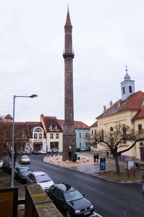 Palace - Minaret, *